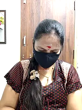 Queen-Neha online show from April 14, 1:50 pm