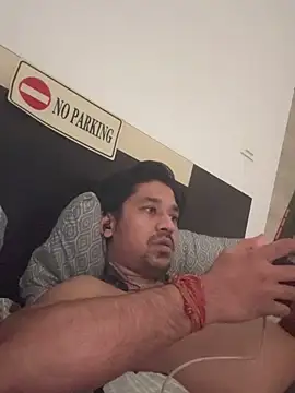 Snapshot of Jhonneeey chatting on December 15, 12:48 am Jhonneeey online show from December 15, 12:48 am