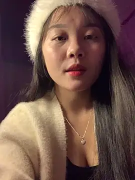 Baa-bee22 online show from February 10, 1:21 am