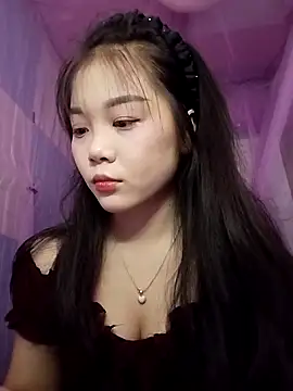 Baa-bee22 online show from April 15, 1:23 am