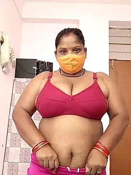 Snapshot of CUTE-LOVE-SWEETS chatting on June 24, 4:33 am CUTE-LOVE-SWEETS online show from June 24, 4:33 am