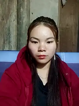 yu-zhen online show from February 2, 1:21 pm