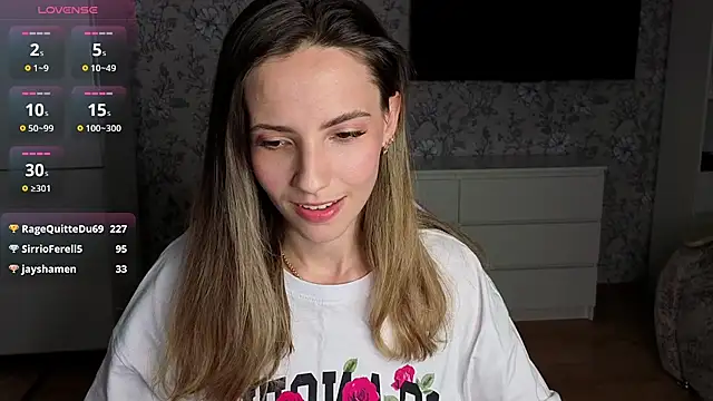 Snapshot of amelia_meili chatting on July 20, 3:03 pm amelia meili online show from July 20, 3:03 pm