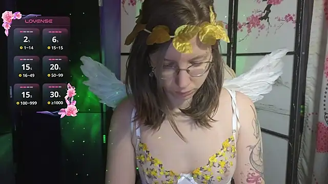 scarlettsrose online show from February 14, 11:40 am