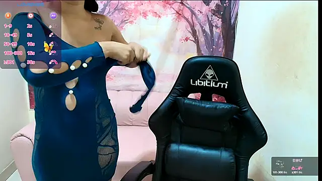 Emma latinasexy18 online show from February 18, 11:28 am