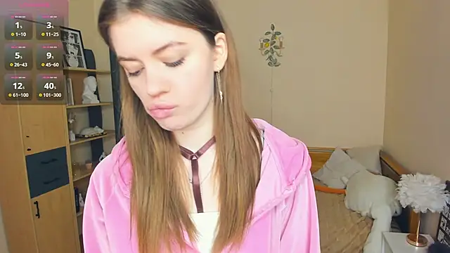 AngelesBenitz online show from April 5, 7:27 am