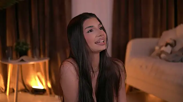 Snapshot of LuvCaprice chatting on April 29, 11:22 pm LuvCaprice online show from April 29, 11:22 pm