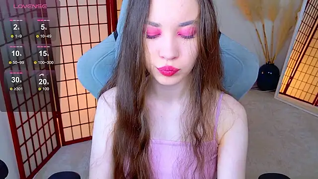 SilentLily online show from February 5, 8:46 pm