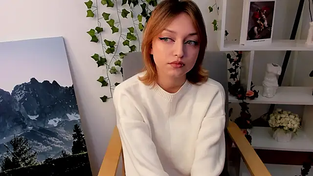 Snapshot of LeontineAtala chatting on November 18, 7:57 am LeontineAtala online show from November 18, 7:57 am