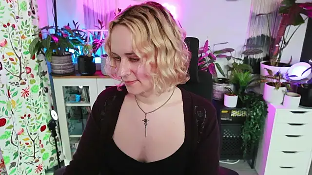 Snapshot of xzoeyryanx chatting on February 21, 7:15 pm xzoeyryanx online show from February 21, 7:15 pm