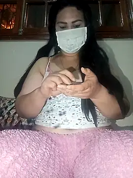 fati35flou online show from February 22, 7:45 pm