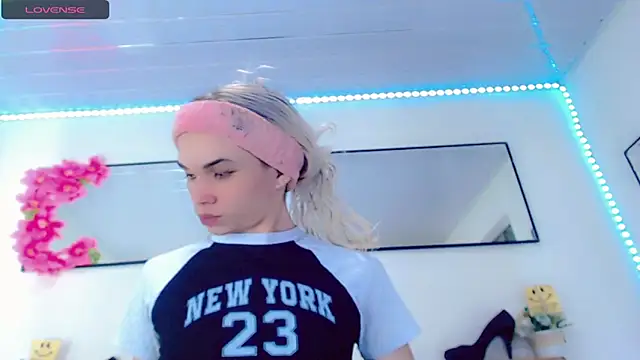 Karla hot777 online show from April 24, 12:40 pm