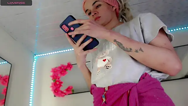 Karla hot777 online show from April 26, 12:36 pm