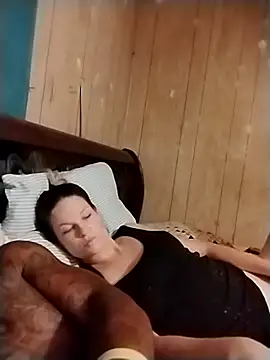 Snapshot of Faevaca38_ chatting on November 18, 6:51 am Faevaca38 online show from November 18, 6:51 am