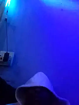 Snapshot of Mikemagole chatting on March 23, 5:44 am Mikemagole online show from March 23, 5:44 am