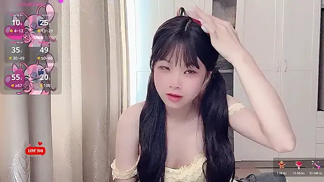 Snapshot of bunny-- chatting on June 27, 5:12 am bunny-- online show from June 27, 5:12 am