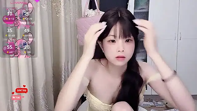 Snapshot of bunny-- chatting on July 21, 2:08 pm bunny-- online show from July 21, 2:08 pm