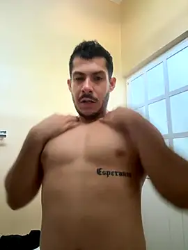 Snapshot of DARG_17 chatting on November 30, 5:06 pm DARG 17 online show from November 30, 5:06 pm