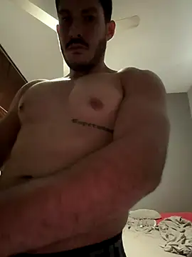 Snapshot of DARG_17 chatting on December 22, 9:45 pm DARG 17 online show from December 22, 9:45 pm