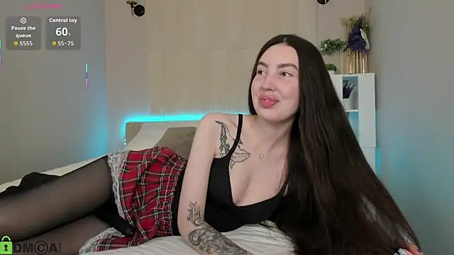 LiraRevery online show from February 28, 11:06 pm