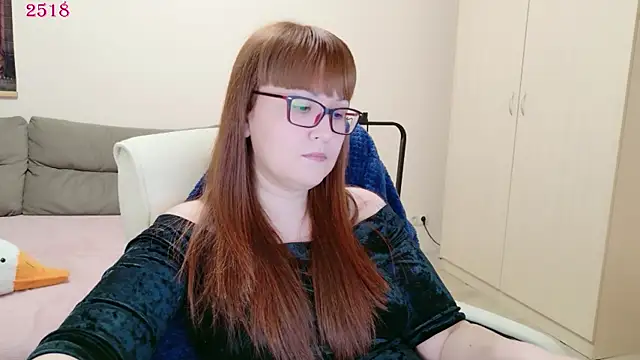 Snapshot of Foxy-lady chatting on April 29, 5:30 pm Foxy-lady online show from April 29, 5:30 pm