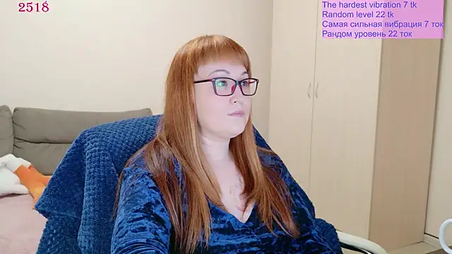 Snapshot of Foxy-lady chatting on June 13, 8:34 am Foxy-lady online show from June 13, 8:34 am