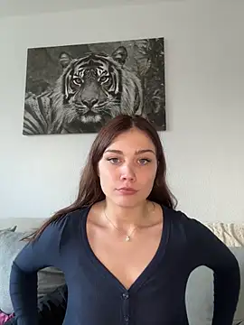 corinnaxx online show from November 20, 12:49 pm