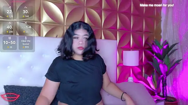 Amanda Mooree online show from April 11, 4:06 am