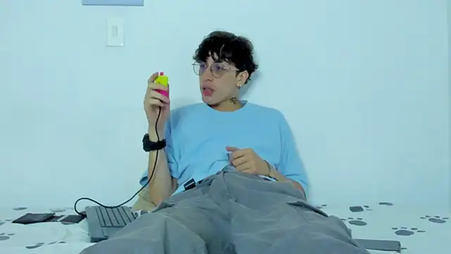 Dio  morningstar online show from February 16, 8:38 pm