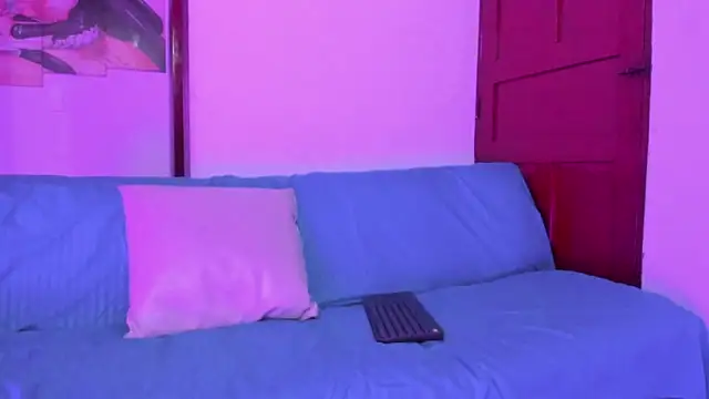 Snapshot of Jave_rave chatting on April 29, 4:16 am Jave rave online show from April 29, 4:16 am