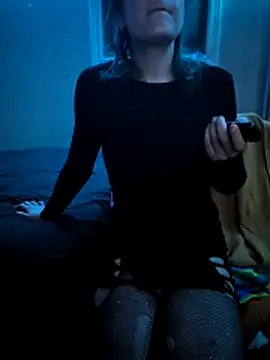 Drowning667 online show from January 18, 2:26 am