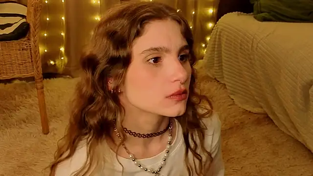 Snapshot of RozanneJordan chatting on June 3, 5:29 pm RozanneJordan online show from June 3, 5:29 pm