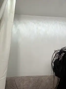 Snapshot of Megan_Ivy chatting on June 15, 3:03 pm Megan Ivy online show from June 15, 3:03 pm