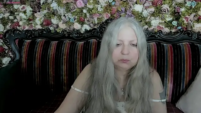 Snapshot of mariabelladonna chatting on July 10, 7:16 pm mariabelladonna online show from July 10, 7:16 pm