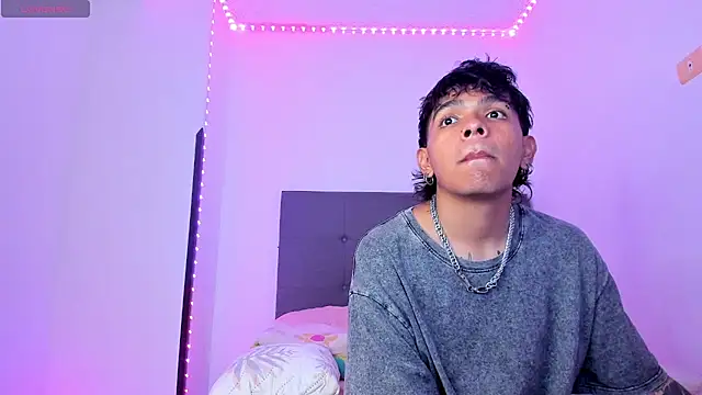 tessa  evans online show from February 6, 12:48 am