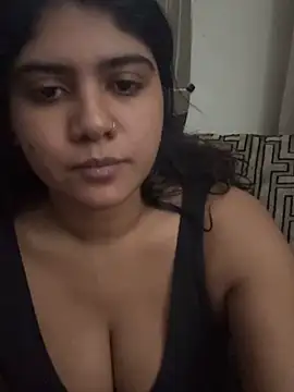 Snapshot of TiaBella_ chatting on January 5, 5:27 pm TiaBella online show from January 5, 5:27 pm