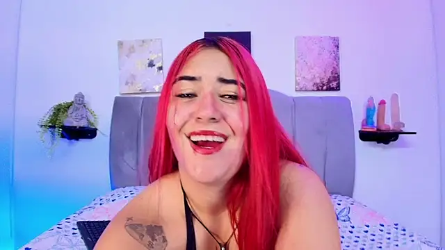 Snapshot of Maddy__Jones chatting on June 2, 6:21 pm Maddy Jones online show from June 2, 6:21 pm