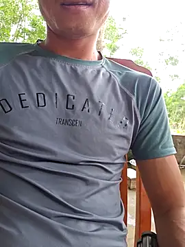 huykkk99 online show from February 28, 4:57 am