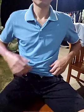 huykkk99 online show from February 28, 5:03 pm