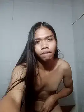 asian reyanxxx online show from November 23, 7:19 am