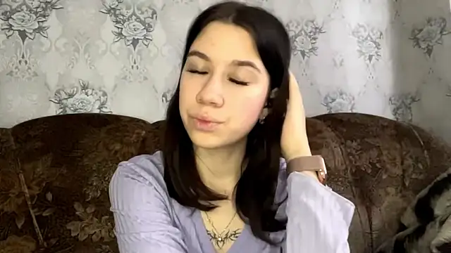 DebbiGoodknight online show from December 14, 9:03 am