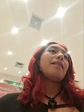 Snapshot of Eveelyn25xxx chatting on November 19, 11:27 pm Eveelyn25xxx online show from November 19, 11:27 pm