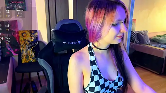 lavender monster online show from February 14, 10:12 am