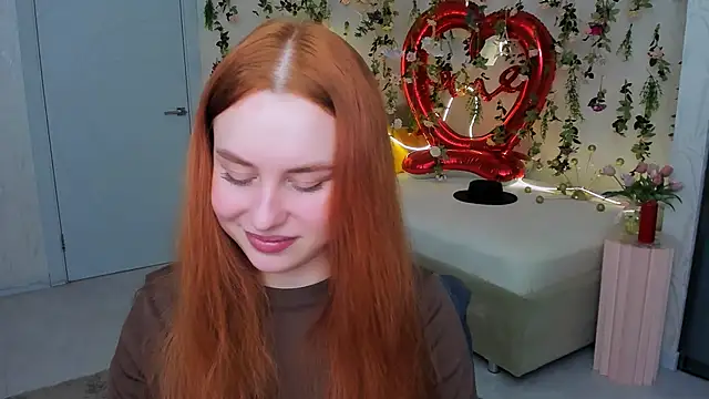 AirySilhouette online show from February 16, 7:10 pm