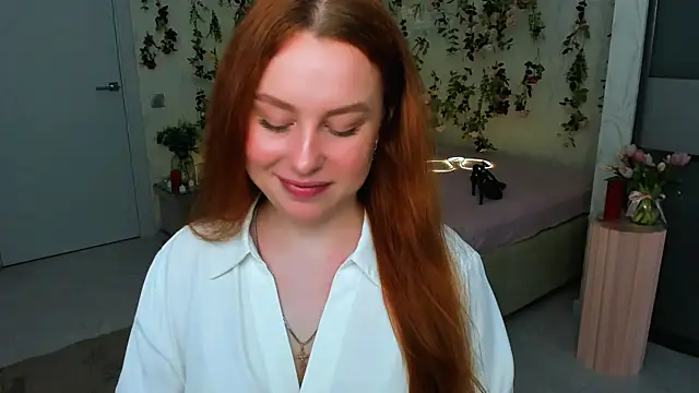 Snapshot of AirySilhouette chatting on May 23, 4:07 am AirySilhouette online show from May 23, 4:07 am