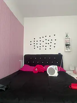 Snapshot of melyssaa23 chatting on March 2, 2:46 pm melyssaa23 online show from March 2, 2:46 pm