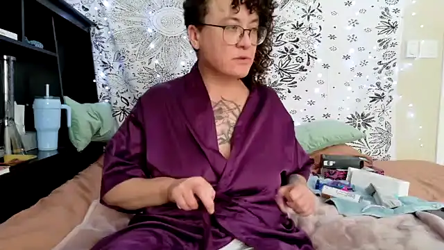 Snapshot of sareberr420 chatting on January 19, 4:00 pm sareberr420 online show from January 19, 4:00 pm