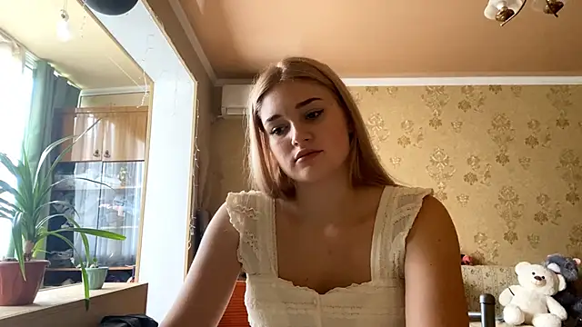 Snapshot of Malley_Saunds chatting on November 20, 7:08 am Malley Saunds online show from November 20, 7:08 am