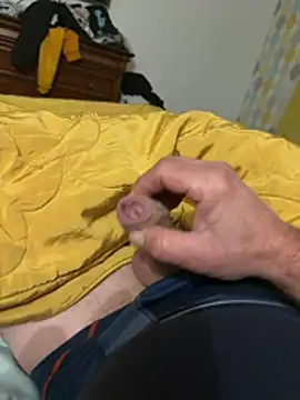 Snapshot of Damien40160 chatting on April 4, 7:22 pm Damien40160 online show from April 4, 7:22 pm