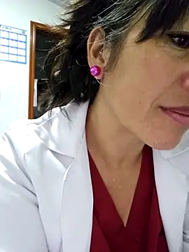 JustSamantha  online show from March 18, 1:09 am